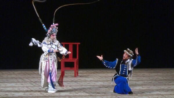 Звезды пекинской оперы выступили в Кишиневе - Sputnik Молдова