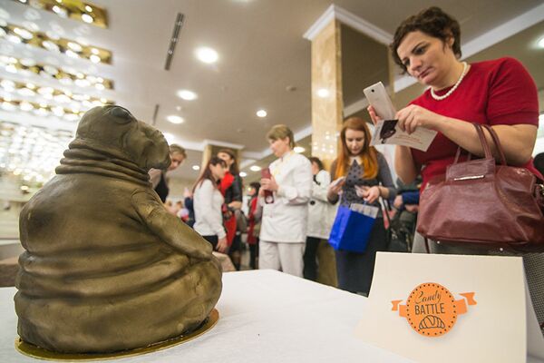 Известный интернет персонаж Ждун стал одним из самых популярных работ выставки CandyBattle - Sputnik Молдова