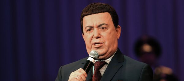Певец Иосиф Кобзон в Донецке - Sputnik Moldova