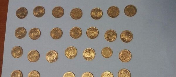 Mondede din aur descoperite pe aeroportul din Chișinău - Sputnik Moldova