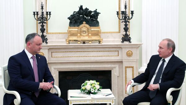 Президент РФ В. Путин встретился с президентом Молдовы И. Додоном - Sputnik Moldova