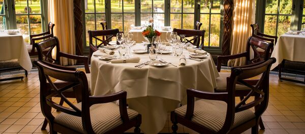 Обеденный стол - Sputnik Молдова