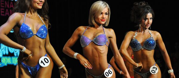 Участницы открытого чемпионата Забайкальского края по бодибилдингу в Чите - Sputnik Молдова