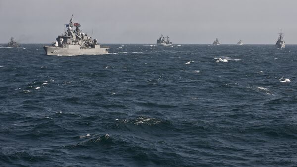 War ships of the NATO Standing Maritime Group-2 take part in a military drill on the Black Sea. (File) - Sputnik Moldova-România