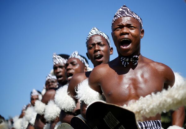 Participanții concursului anual de dansuri tradiționale Zulu din Durban, Africa de Sud - Sputnik Moldova-România