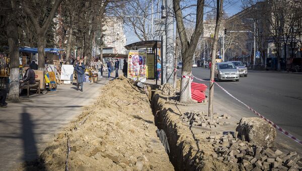 Кишиневские руины - ремонт проспекта Штефан чел Маре сильно затянулся - Sputnik Moldova-România