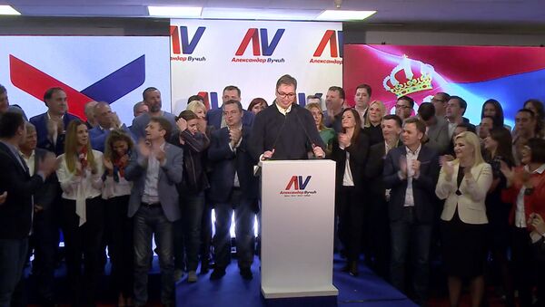 Вучич празднует победу в президентских выборах в Сербии - Sputnik Moldova
