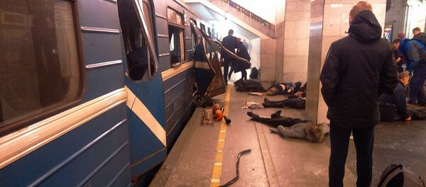 Взрыв в метро Санкт-Петербурга Взрыв в метро Санкт-Петербурга - Sputnik Moldova-România