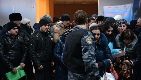 Сдача экзаменов в центре тестирования мигрантов - Sputnik Молдова