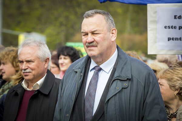 Председатель Национальной конфедерации профсоюзов Олег Будза Председатель Национальной конфедерации профсоюзов Олег Будза - Sputnik Молдова