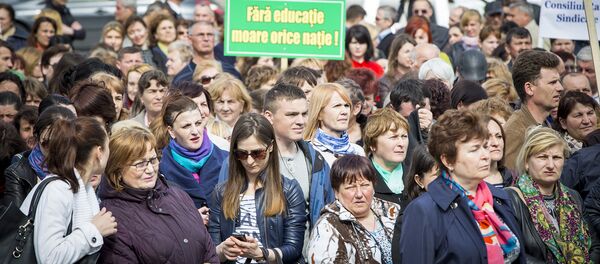 Протест учителей - Sputnik Moldova-România