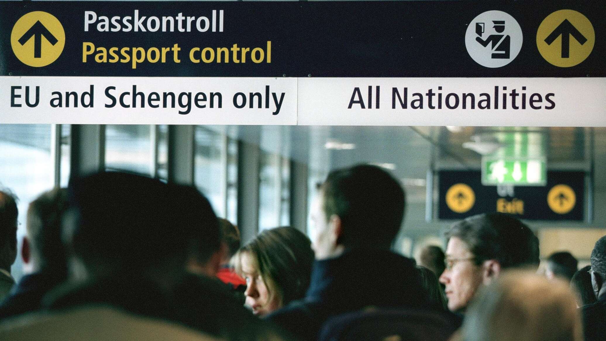Parlamentul Olandei nu a programat nici un vot pe Schengen 0