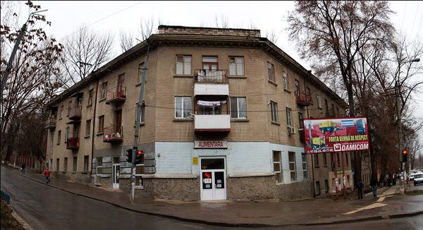 Пьяный угол, Кишинев, Рышкановка Пьяный угол, Кишинев, Рышкановка - Sputnik Молдова