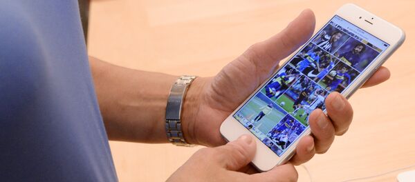Смартфон. Архивное фото - Sputnik Молдова