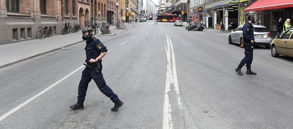 В Стокгольме грузовик врезался в толпу В Стокгольме грузовик врезался в толпу - Sputnik Молдова