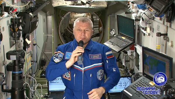Видеопоздравление с Днем космонавтики с борта МКС - Sputnik Молдова
