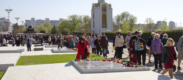 Митинг по случаю 73-й годовщины освобождения города Тирасполя Митинг по случаю 73-й годовщины освобождения города Тирасполя - Sputnik Молдова
