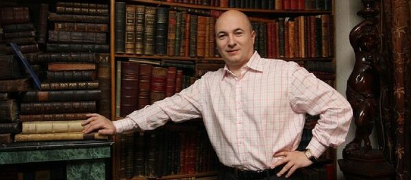 Codrin Ștefănescu Codrin Ștefănescu - Sputnik Moldova-România