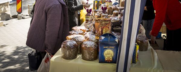 Пасхальная ярмарка в центре Кишинева - Sputnik Moldova