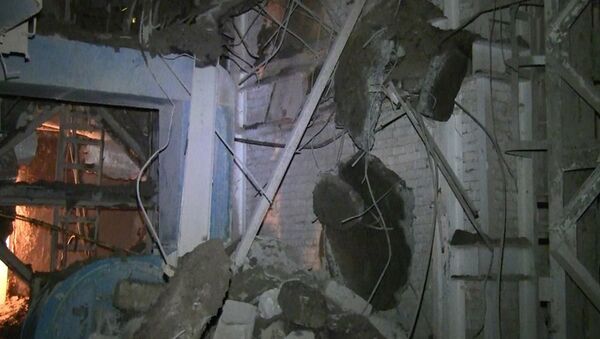 На цементном заводе в Рыбнице обвалилась крыша - Sputnik Молдова