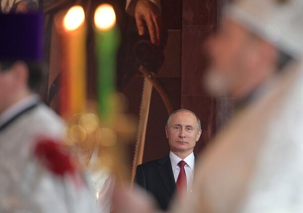 Celebrarea Paștelui în Rusia. Vladimir Putin - Sputnik Moldova-România