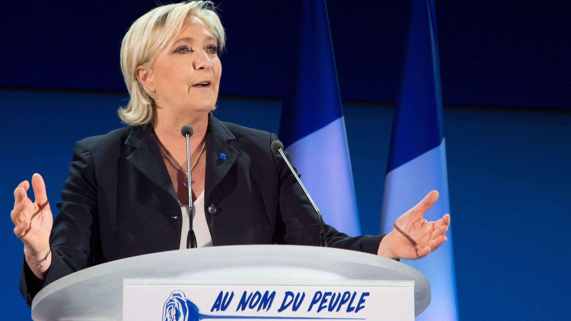Marine Le Pen, French presidential candidate and leader of the political party the National Front, during a news conference following the first round of the presidential election. - Sputnik Moldova-România, 1920, 26.04.2022