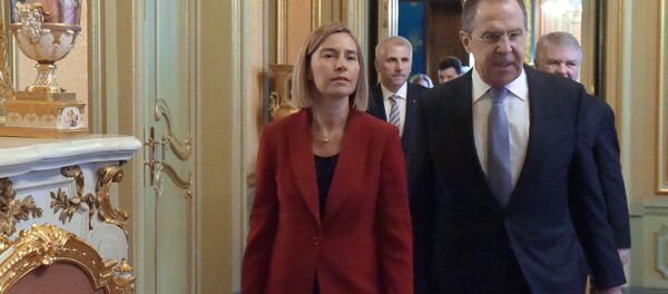 Russia's Foreign Minister Sergei Lavrov meets with European Commission's Vice President Federica Mogherini Russia's Foreign Minister Sergei Lavrov meets with European Commission's Vice President Federica Mogherini - Sputnik Moldova-România