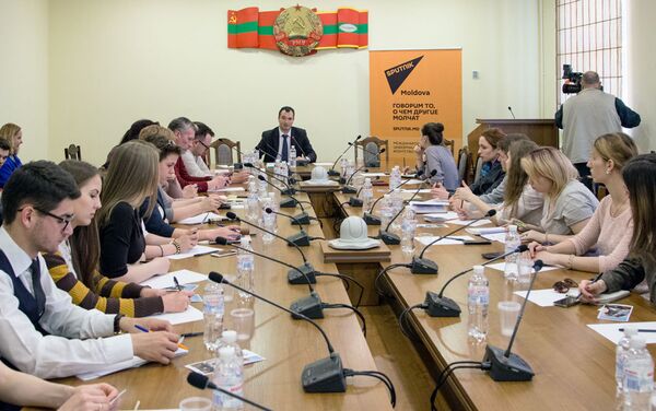 Третья лекция Школы инновационной журналистики Sputnik в Тирасполе (25 апреля 2017 г.) - Sputnik Молдова