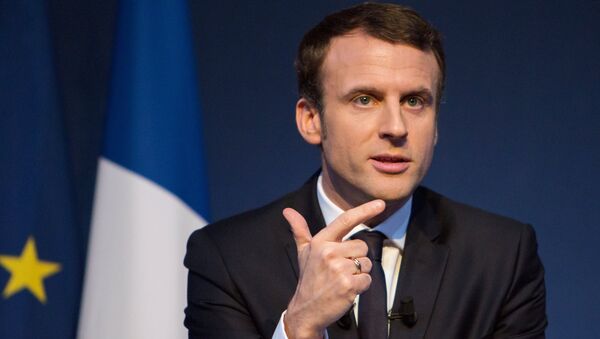French presidential candidate Emmanuel Macron presents his program - Sputnik Moldova