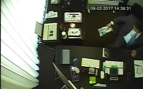 На чем попался Киринчук - оперативное видео - Sputnik Молдова