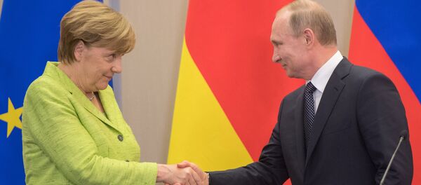 Переговоры президента РФ В. Путина с федеральным канцлером ФРГ А. Меркель - Sputnik Moldova-România