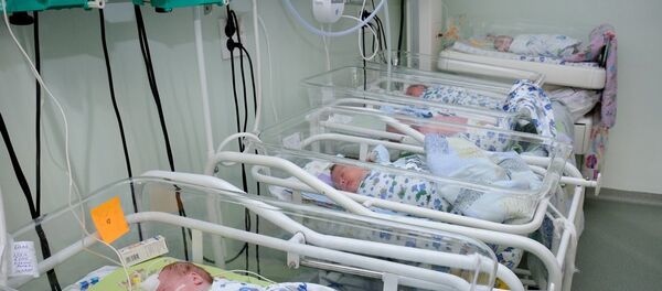 Новорожденные дети - Sputnik Moldova-România