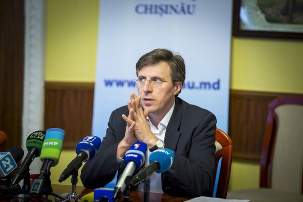 Bani și politică: Topul cheltuielilor electorale ale candidaților Bani și politică: Topul cheltuielilor electorale ale candidaților - Sputnik Moldova