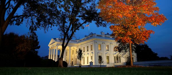 Белый дом в ночь выборов, 8 ноября 2016 года - Sputnik Молдова