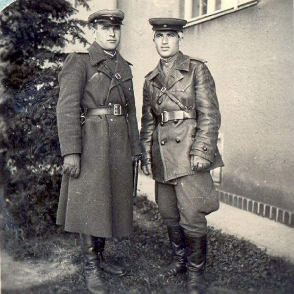 Михаил Соломонович Чернец (справа) - Sputnik Молдова