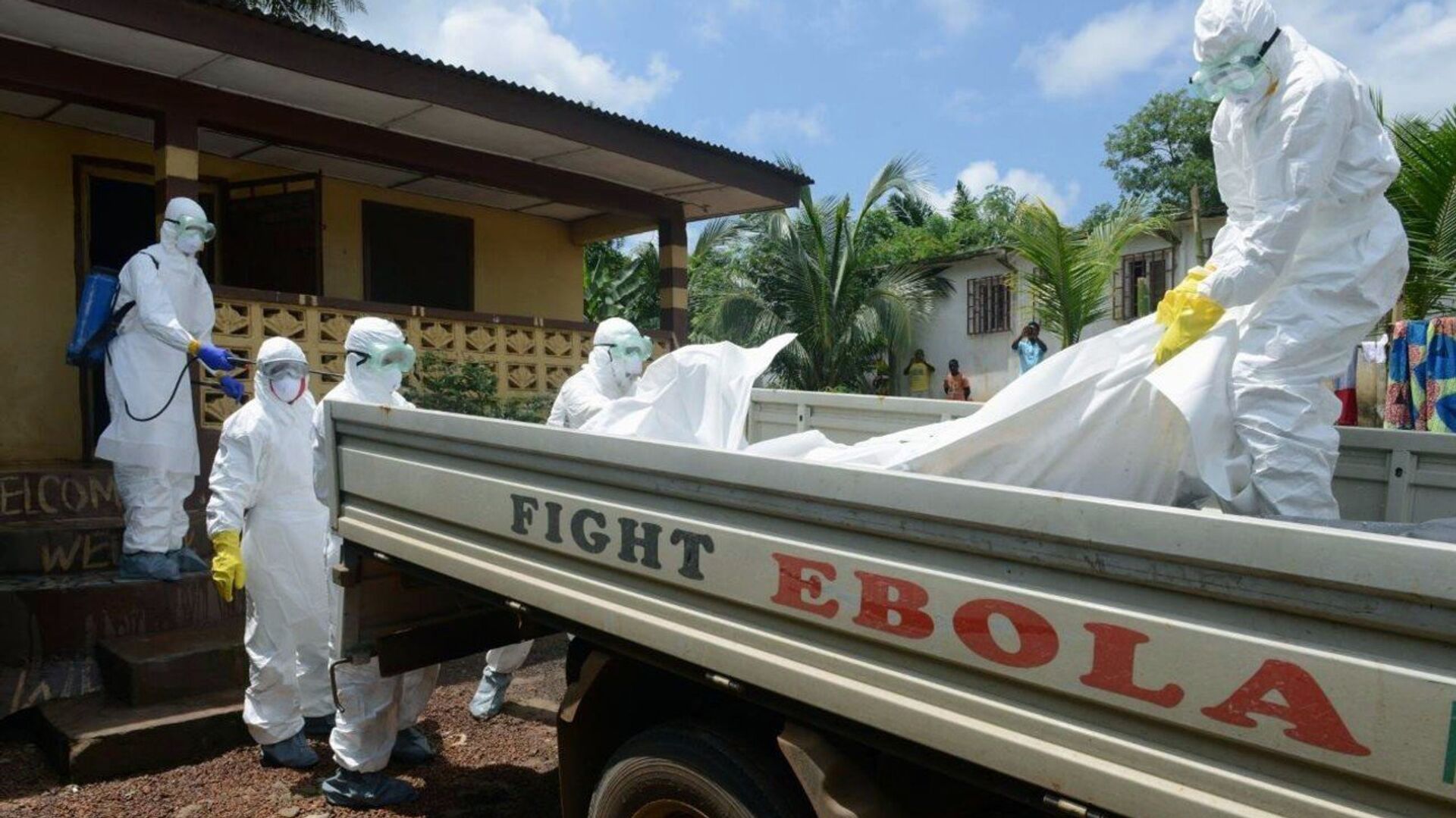 The current Ebola epidemic started in southern Guinea in late 2013 and spread to Liberia, Sierra Leone, Nigeria, and Senegal. - Sputnik Moldova-România, 1920, 06.10.2022