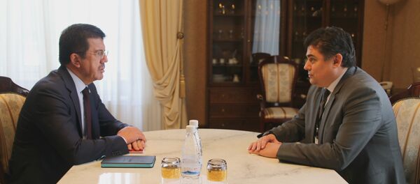 Întâlnirea ministrului Economiei, Octavian Calmîc,  cu omologul său turc, Nihat Zeybekci - Sputnik Moldova