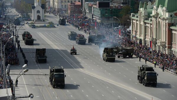 Военный парад, посвящённый 72-й годовщине Победы, в городах России - Sputnik Молдова