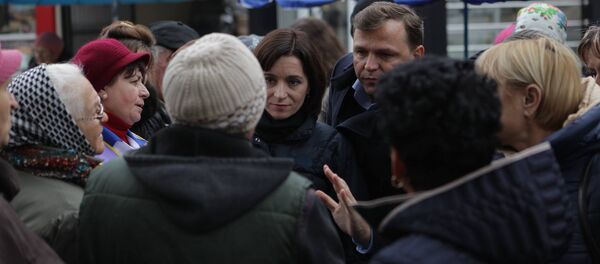 Maia Sandu și Andrei Năstase la piață - Sputnik Moldova
