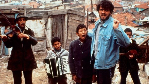 Film director Emir Kusturica during the filming Time of Roma. 1988 - Sputnik Moldova-România