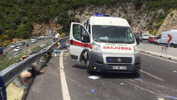 Accident în Turcia, Muğla-Antalya, soldat cu cel puțin 20 de morți - Sputnik Moldova-România