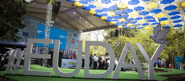 Европейский городок в Кишиневе. Архивное фото Европейский городок в Кишиневе. Архивное фото - Sputnik Молдова