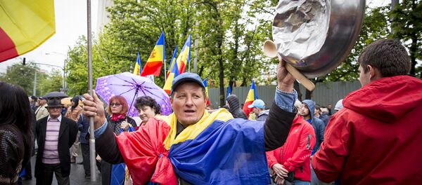 Протест у парламента - Sputnik Молдова