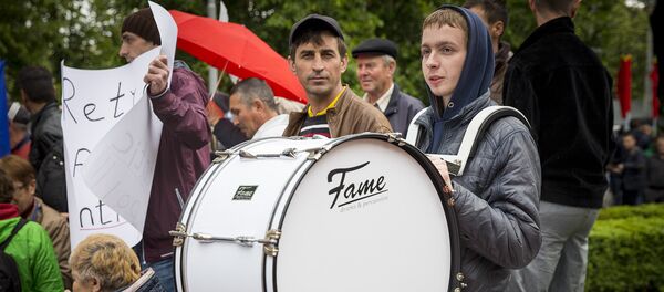 Протест у парламента Протест у парламента - Sputnik Молдова