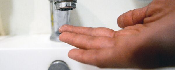 Сезонное отключение горячей воды - Sputnik Молдова