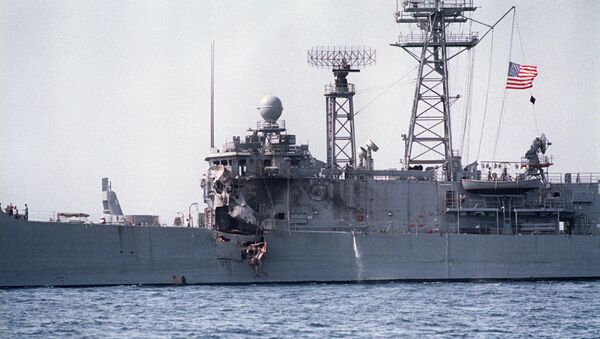 A picture taken 17 May 1987 of American navy frigate USS Stark which was hit by two Exocet missiles fired from an Iraqi Super-Etendard fighter during the Iran-Iraq war. - Sputnik Moldova-România