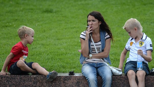 Fumatul în locuri publice - Sputnik Moldova