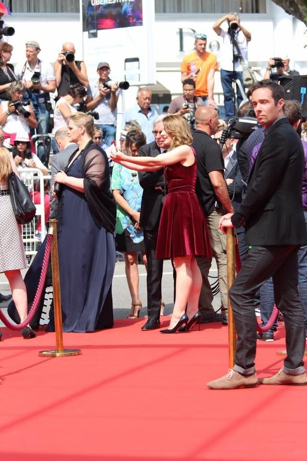 Moldoveanca Zina Esepciuc, la Festivalului de Film de la Cannes Moldoveanca Zina Esepciuc, la Festivalului de Film de la Cannes - Sputnik Moldova
