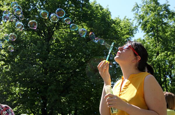 Парад мыльных пузырей 2017 - Sputnik Молдова