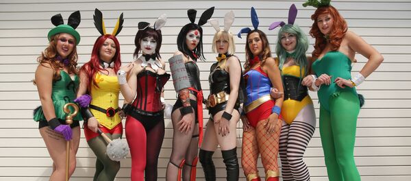 В Лондоне прошел фестиваль Comic Con. Дважды в год этот «кузен» легендарного американского фестиваля собирает более 130000 фанатов анимэ, комиксов, косплея, видеоигр, а также фантастических книг, фильмов и сериалов В Лондоне прошел фестиваль Comic Con. Дважды в год этот «кузен» легендарного американского фестиваля собирает более 130000 фанатов анимэ, комиксов, косплея, видеоигр, а также фантастических книг, фильмов и сериалов - Sputnik Молдова